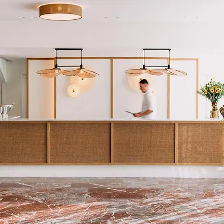 Brown Evia Island, In Eretria, A Member Of Brown منتجع 4*