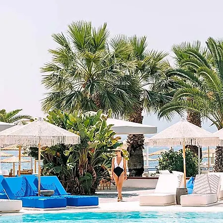 Brown Evia Island, In Eretria, A Member Of Brown 4* Erétria