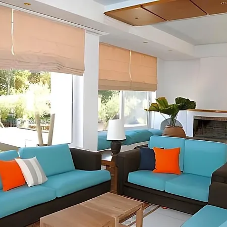 Brown Evia Island, In Eretria, A Member Of Brown 4* Erétria