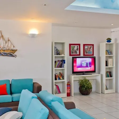 Brown Evia Island, In Eretria, A Member Of Brown 4*