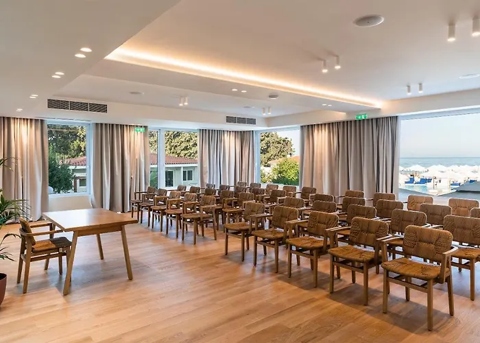 Brown Evia Island, In Eretria, A Member Of Brown 4*